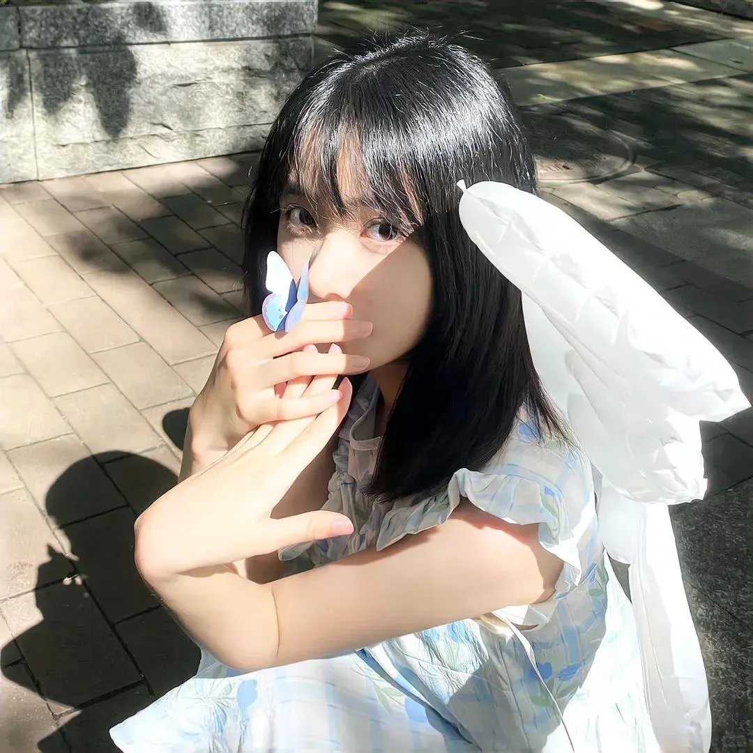 当四叶草碰上剑尖时粤语
